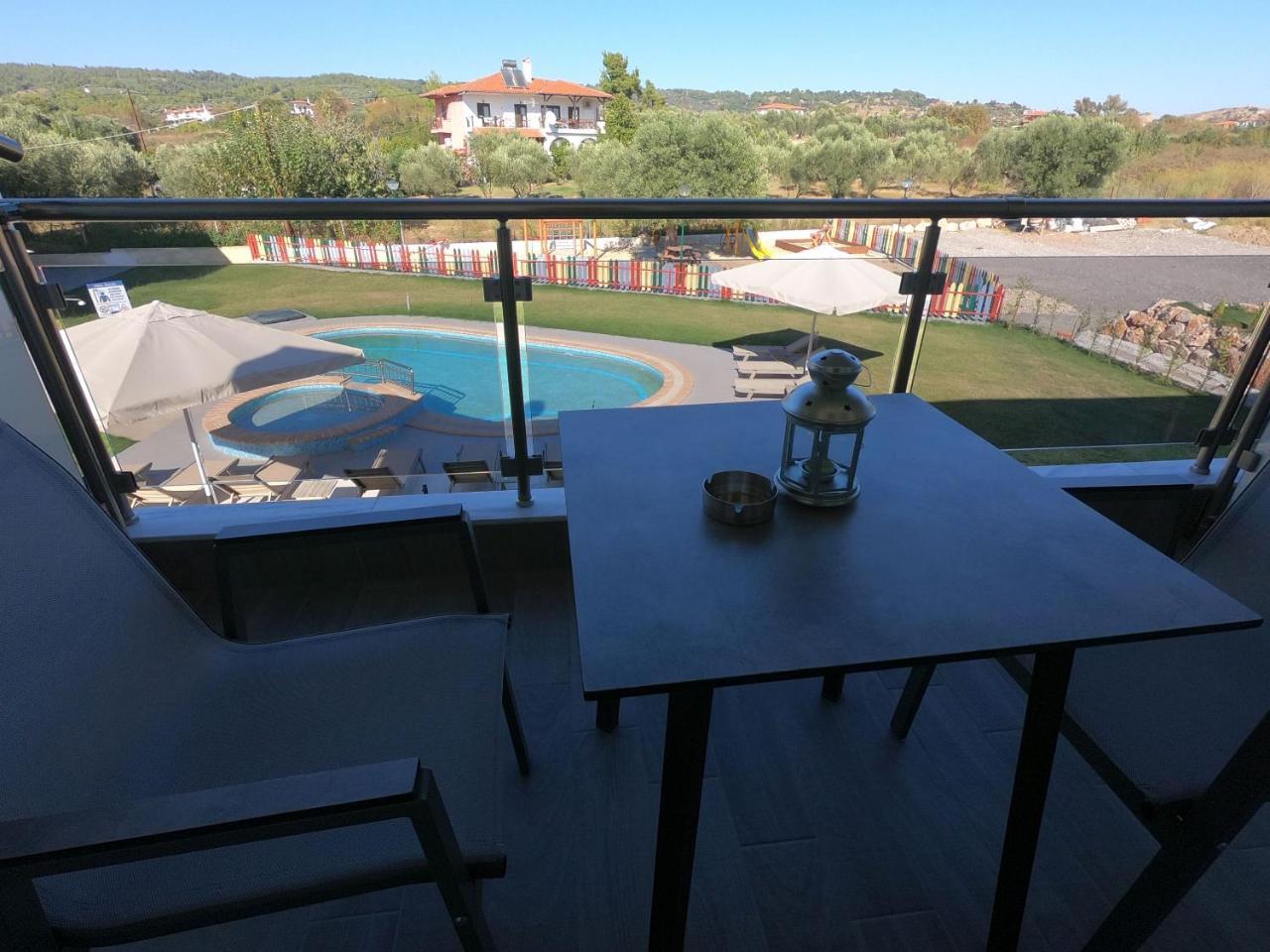 Finikas Garden Beach Resort Nikiti Dış mekan fotoğraf