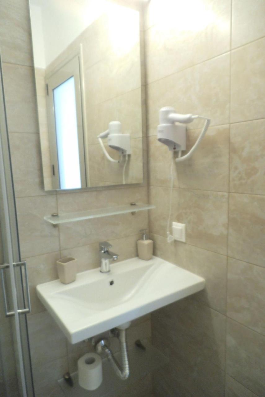 Finikas Garden Beach Resort Nikiti Dış mekan fotoğraf