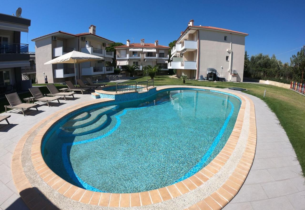 Finikas Garden Beach Resort Nikiti Dış mekan fotoğraf