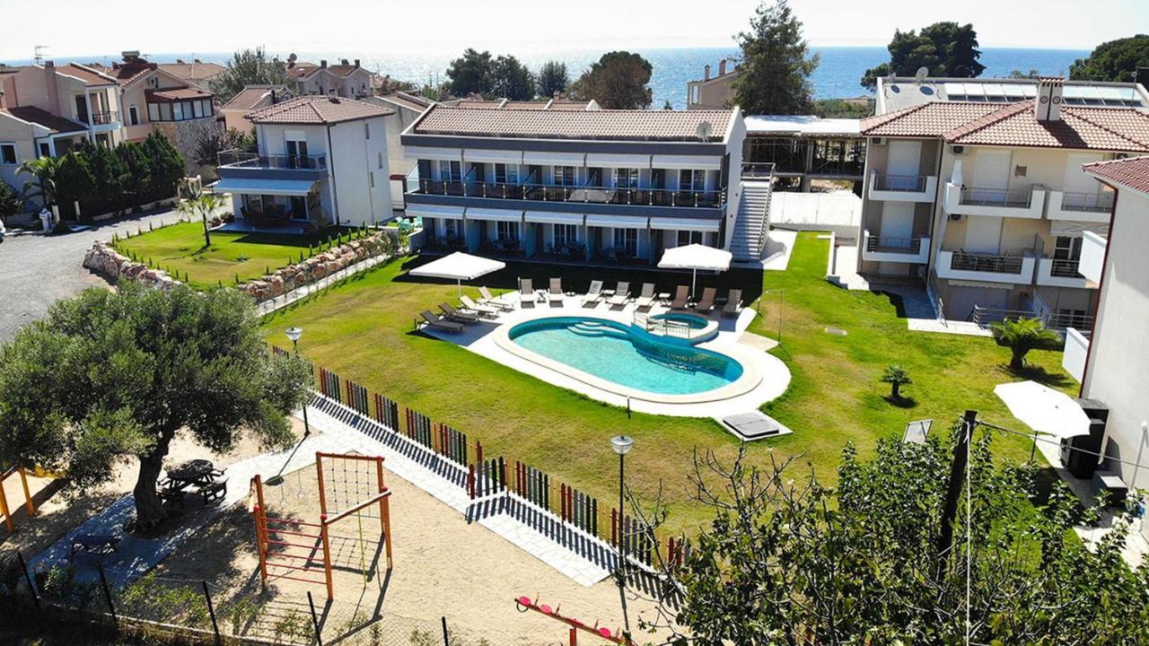 Finikas Garden Beach Resort Nikiti Dış mekan fotoğraf